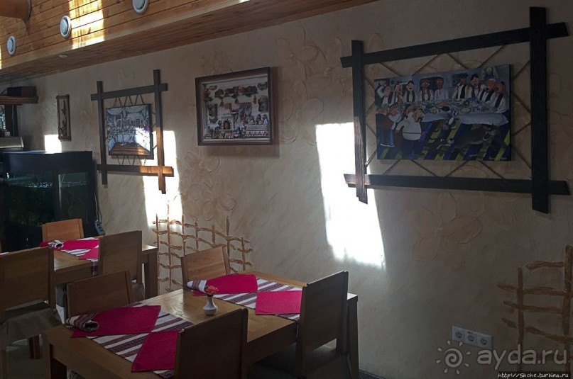 "Хата лісника" — ресторан украинской кухни