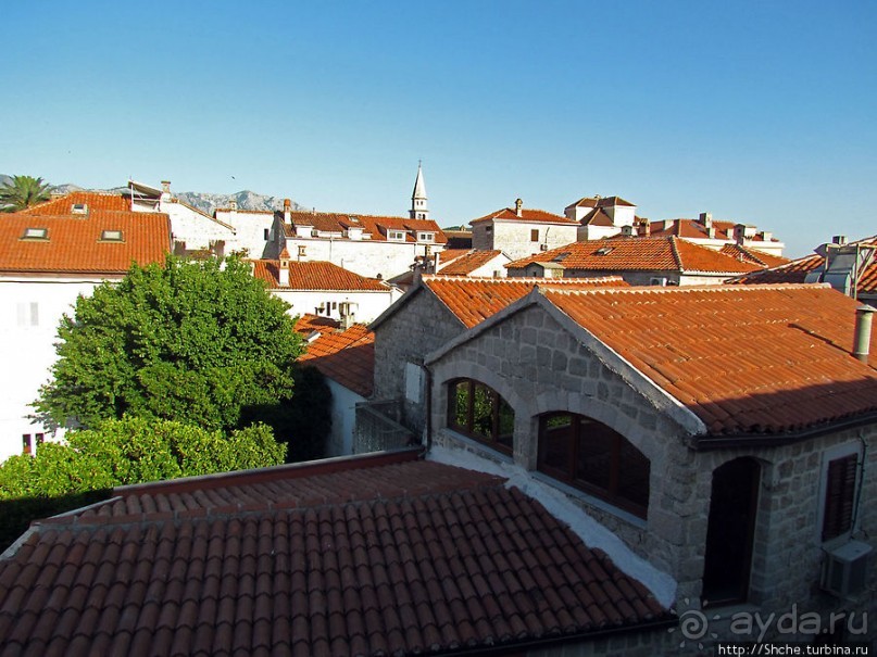 Прогулка по крепостной стене Старой Будвы