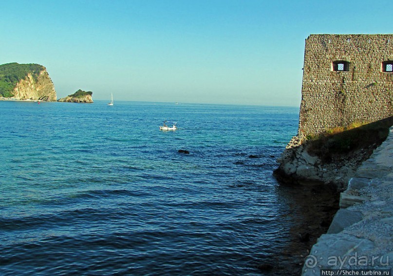 Прогулка по крепостной стене Старой Будвы