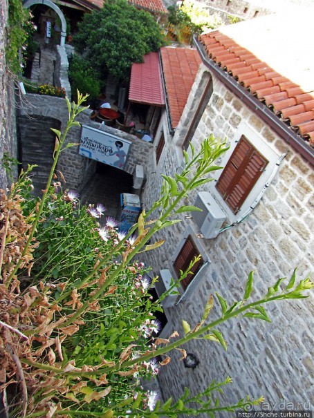 Прогулка по крепостной стене Старой Будвы