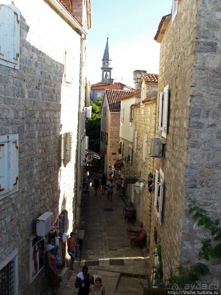 Прогулка по крепостной стене Старой Будвы