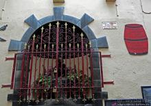 Кто писает в Брюсселе по утрам? Мальчик, девочка, ... собака