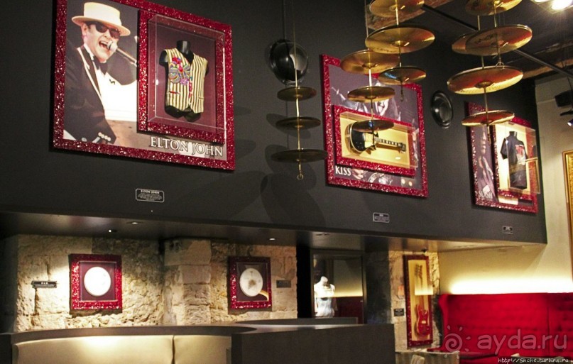 Культовое кафе в Марселе