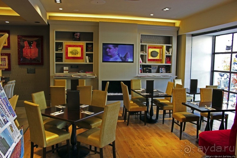 Культовое кафе в Марселе