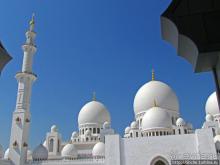 Мечеть шейха Зайда — Белоснежное чудо в песках Абу-Даби