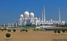 Мечеть шейха Зайда — Белоснежное чудо в песках Абу-Даби