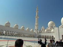 Мечеть шейха Зайда — Белоснежное чудо в песках Абу-Даби