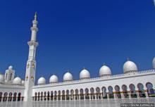 Мечеть шейха Зайда — Белоснежное чудо в песках Абу-Даби