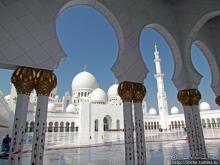 Мечеть шейха Зайда — Белоснежное чудо в песках Абу-Даби