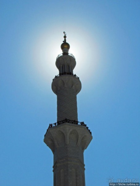 Мечеть шейха Зайда — Белоснежное чудо в песках Абу-Даби