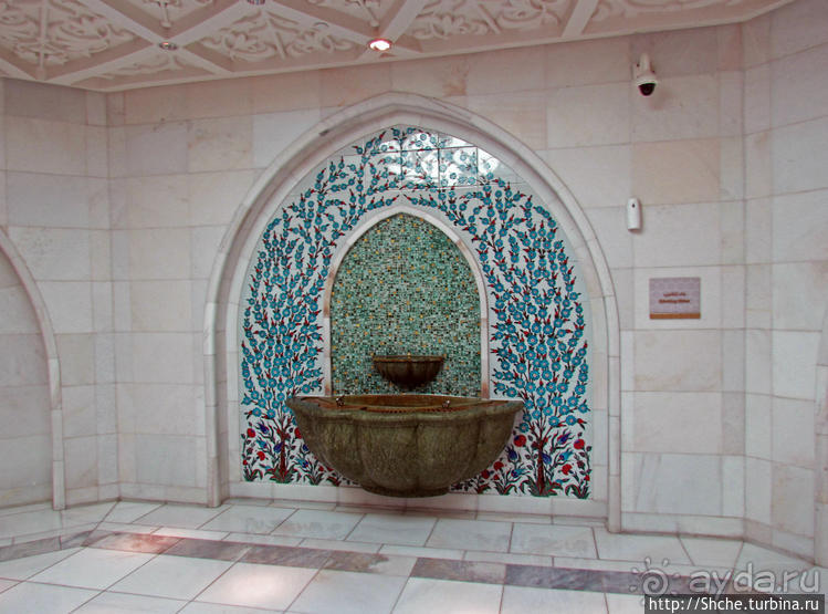 Мечеть шейха Зайда — Белоснежное чудо в песках Абу-Даби