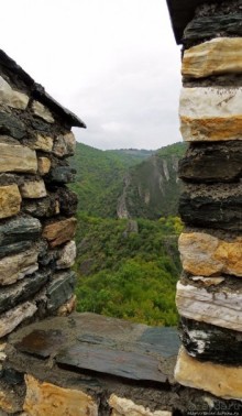 Замок на реке Пчинья (как бы тоже "Маркови кули")