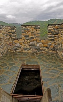 Замок на реке Пчинья (как бы тоже "Маркови кули")