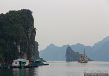 Вышла бухта из тумана