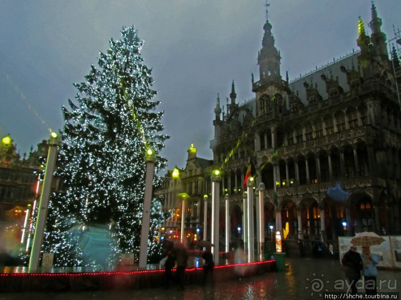 Шоу музыки и света "The Electrabel Night" в Брюсселе