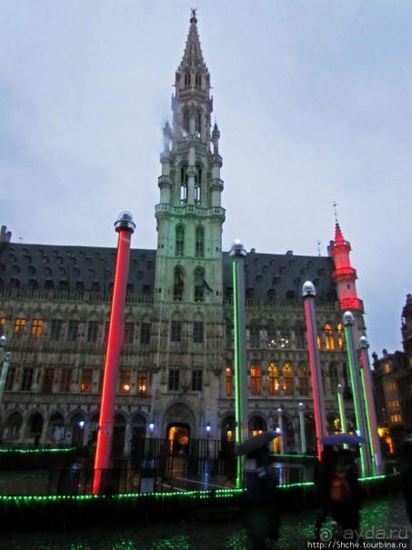 Шоу музыки и света "The Electrabel Night" в Брюсселе