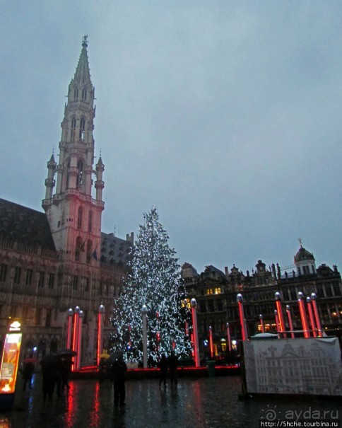 Шоу музыки и света "The Electrabel Night" в Брюсселе