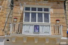 Мальтийская Паола — город красивых балконов и двух обломов