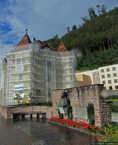 Вадуц -столица Лихтенштейна? Лихтеншнейн - место для Вадуца?