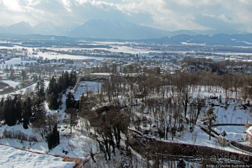 Третий уровень Зальцбурга - башня крепости Хоэнзальцбург