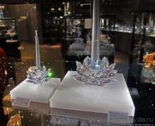 Альбом отзыва "Лучшие друзья девушек это ... кристаллы Сваровски"