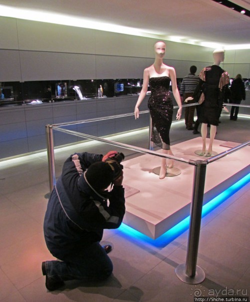 Лучшие друзья девушек это ... кристаллы Сваровски