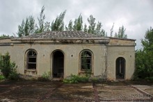 Весь покрытый зеленью... Форт Альберт на Бермудах есть