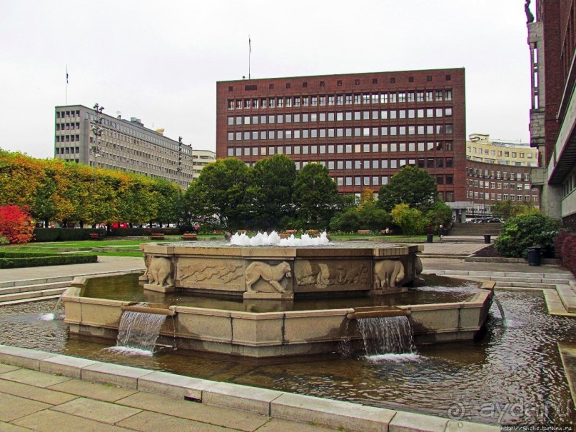 Ратушная площадь Осло