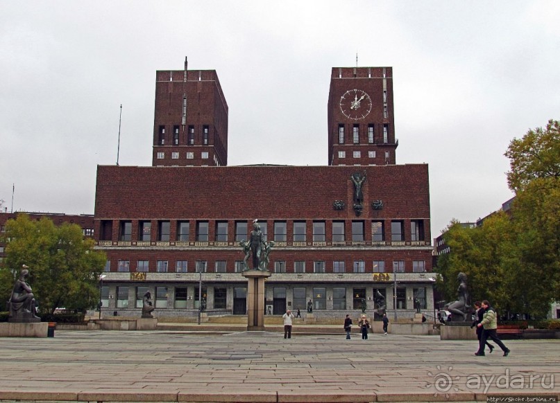 Ратушная площадь Осло