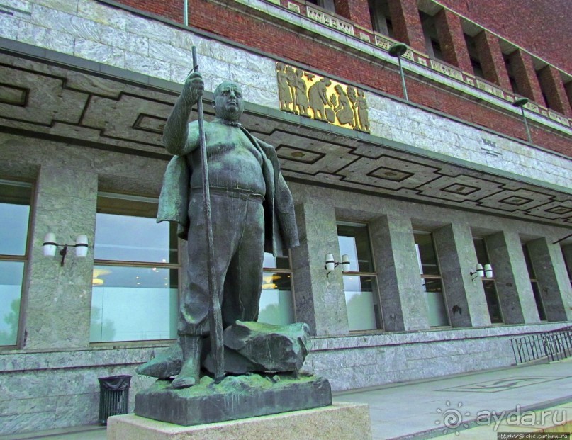 Ратушная площадь Осло