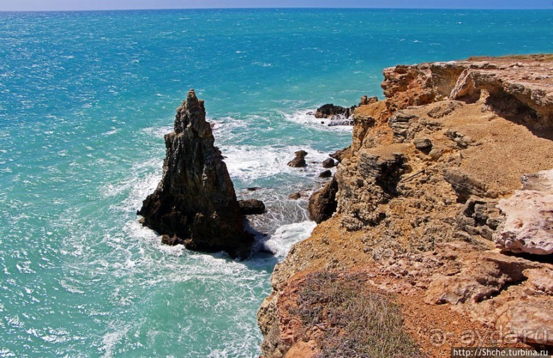 Кабо Рохо — отвесные скалы "Красного Мыса"