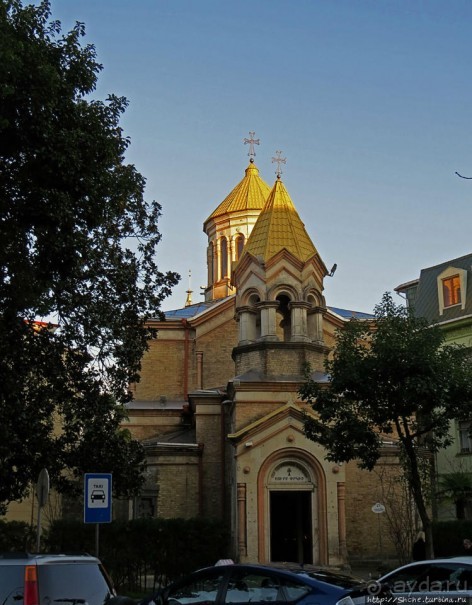 Мадонна с грузинскими чертами лица