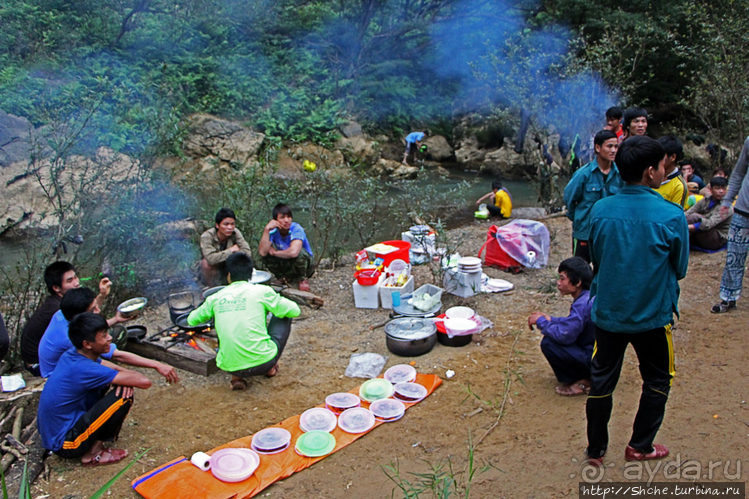 Полые скалы Вьетнама: Hung Ton — первый заплыв в подземелье