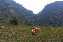 Полые скалы Вьетнама: Hung Ton — первый заплыв в подземелье