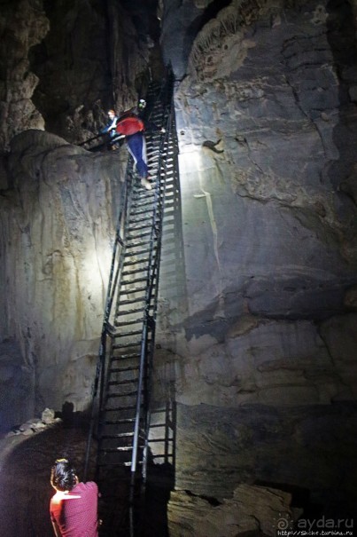 Полые скалы Вьетнама: Hung Ton — первый заплыв в подземелье