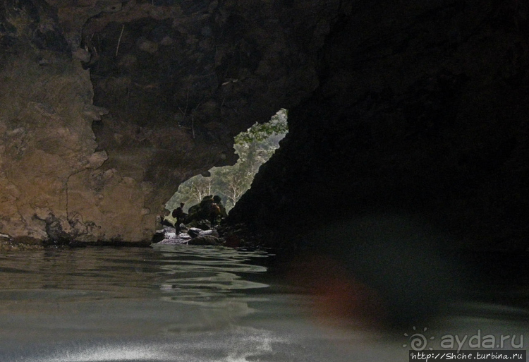 Полые скалы Вьетнама: Hung Ton — первый заплыв в подземелье