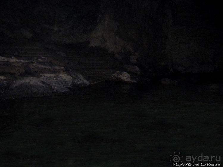 Полые скалы Вьетнама: Hung Ton — первый заплыв в подземелье