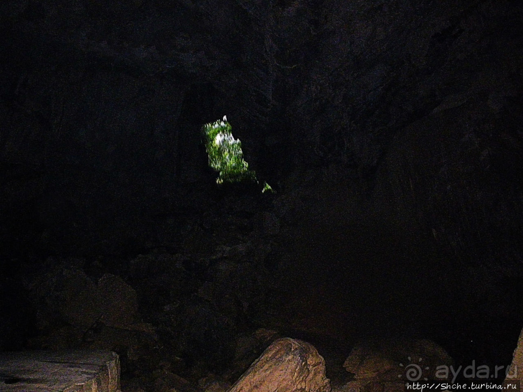 Полые скалы Вьетнама: Hung Ton — первый заплыв в подземелье