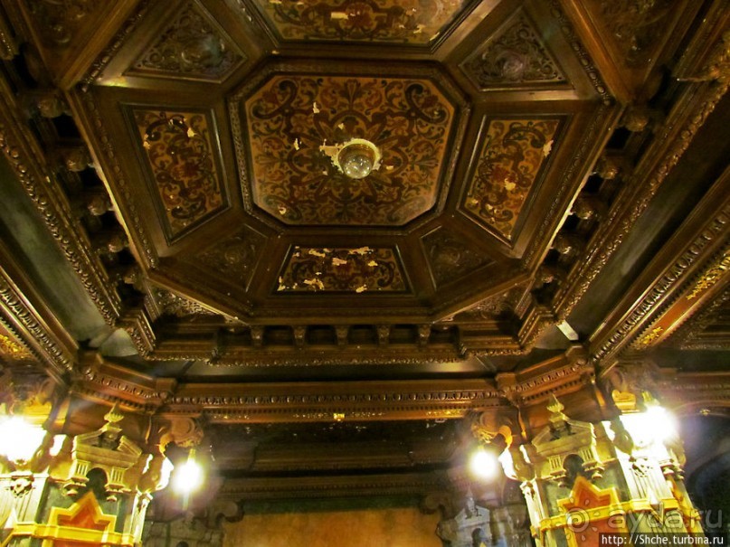 Королевский дворец Пелеш. Первый этаж