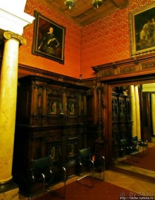 Королевский дворец Пелеш. Первый этаж