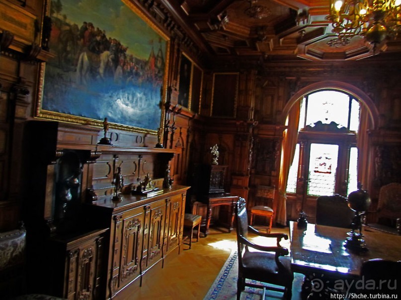 Королевский дворец Пелеш. Первый этаж