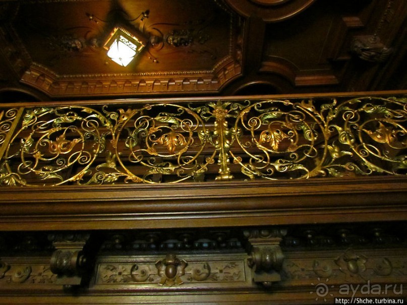 Королевский дворец Пелеш. Первый этаж