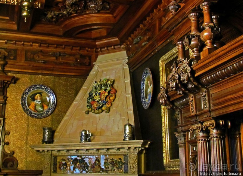 Королевский дворец Пелеш. Первый этаж