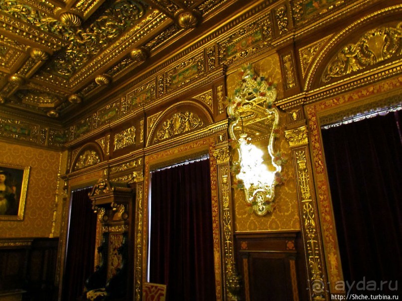 Королевский дворец Пелеш. Первый этаж