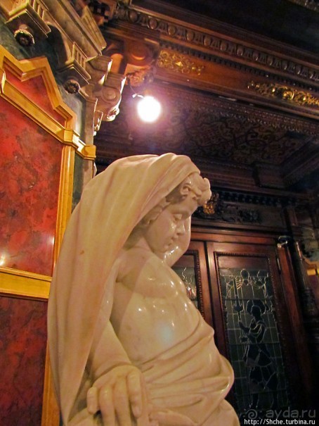 Королевский дворец Пелеш. Первый этаж