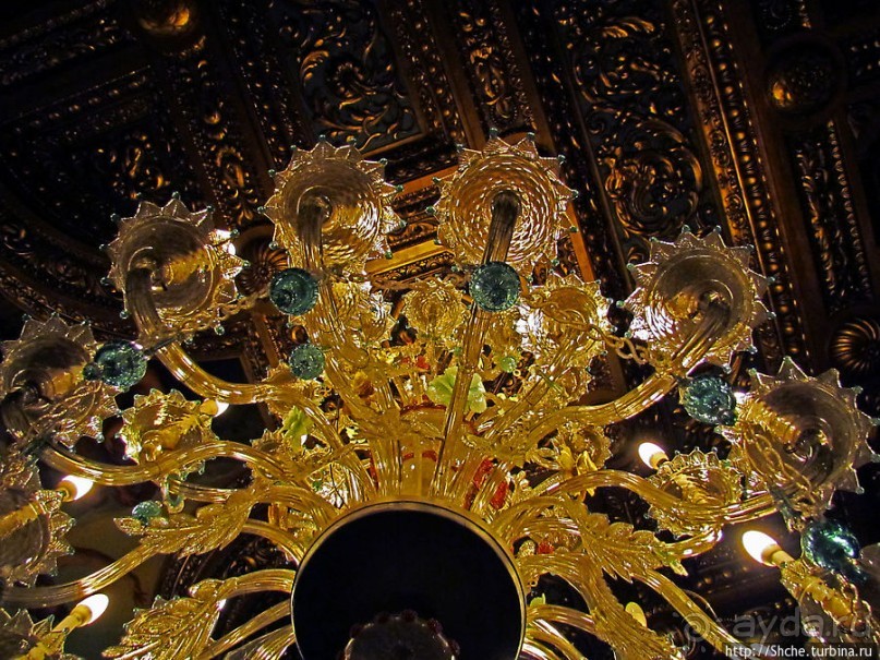 Королевский дворец Пелеш. Первый этаж