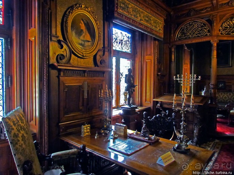 Королевский дворец Пелеш. Первый этаж