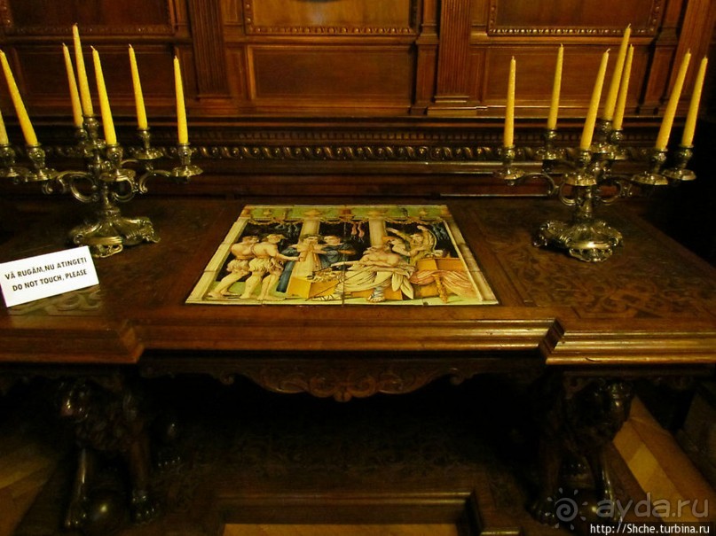 Королевский дворец Пелеш. Первый этаж