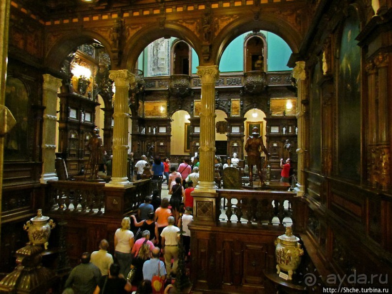 Королевский дворец Пелеш. Первый этаж