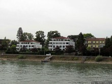 На корабле по Рейну. Предпоследняя остановка Бад-Годесберг